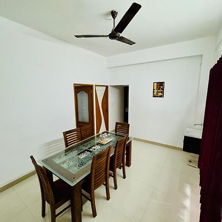 Spacious 2Bhk Near Airport Kochi Exterior foto