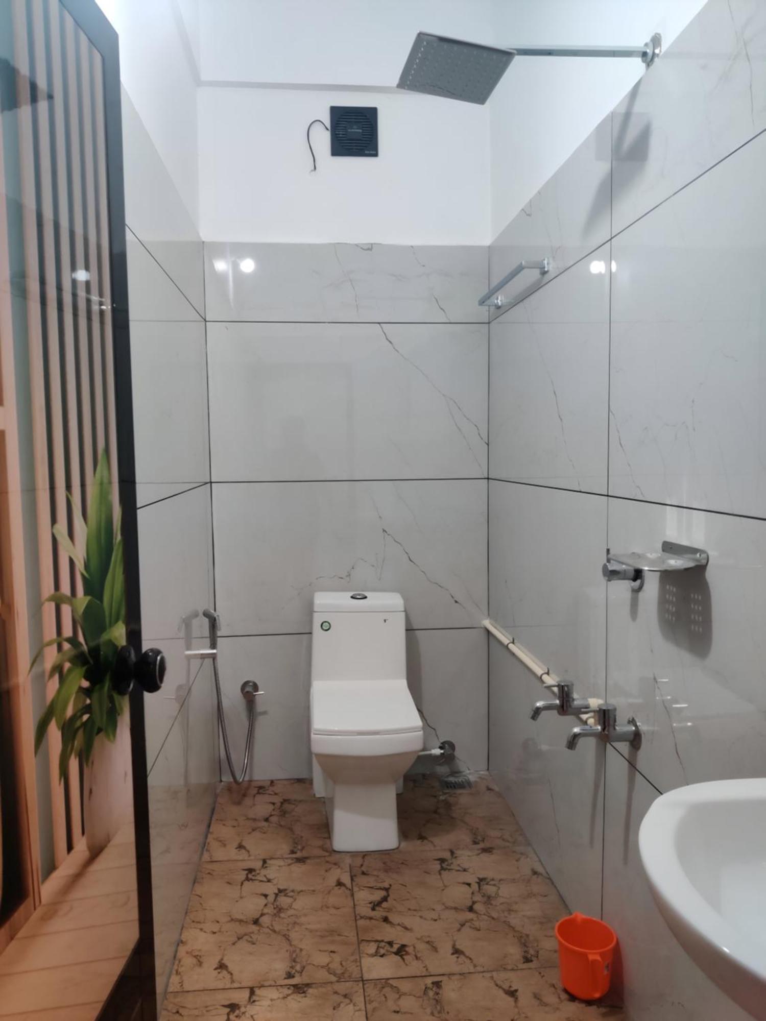 Spacious 2Bhk Near Airport Kochi Exterior foto